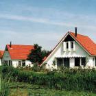 Village De Vacances Friesland: Landgoed Eysinga State 