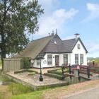 Village De Vacances Friesland: Ferienhaus Gerkesklooster 