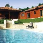 Maison Midi Pyrenees Swimming Pool: Maison 