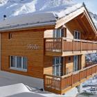 Maison Suisse Sauna: Maison Arolles 