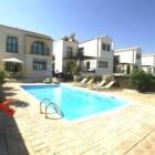 Maison Chypre Swimming Pool: Maison Rebecca 