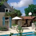 Maison Blanzac Poitou Charentes Swimming Pool: Maison Couleur Citron 