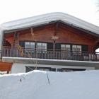 Maison Suisse Sauna: Maison L'alouette 