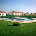 Maison Portugal Swimming Pool: Maison Malhao Pardo Vale 