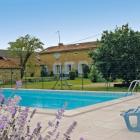 Maison Poitou Charentes Swimming Pool: Maison L'acacia 