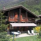 Maison Suisse Sauna: Maison Petit Bijou 