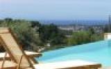 Maison Sanary Sur Mer: Maison De Charme Dans La Verdure Avec Vue Sur La Mer. 